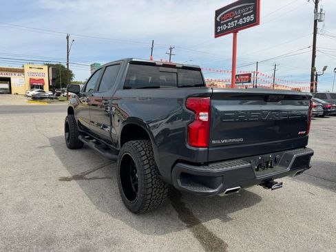 Used 2019 Chevrolet Silverado 1500 RST AWD/4WD image 9