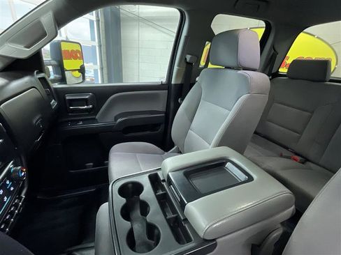 Used 2019 Chevrolet Silverado 2500 W/T image 12