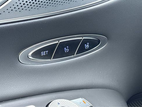 New 2026 Genesis GV70 2.5T Sport Prestige AWD/4WD image 36