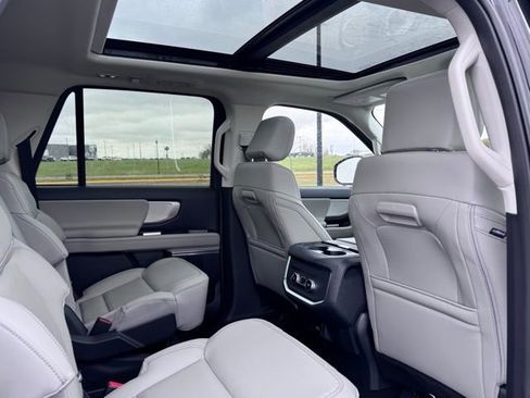 New 2025 Ford Expedition Max Active AWD/4WD image 30
