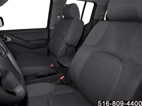 Used 2013 Nissan Frontier SV w/ SV Value Truck Pkg image 12