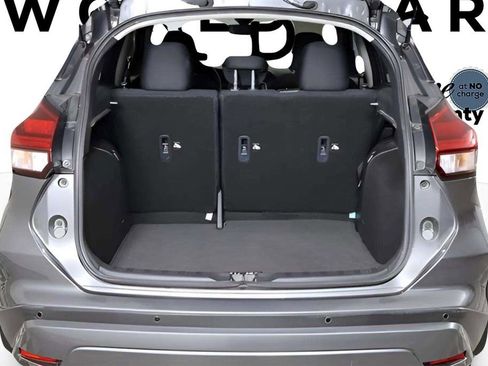Used 2023 Nissan Kicks S image 13
