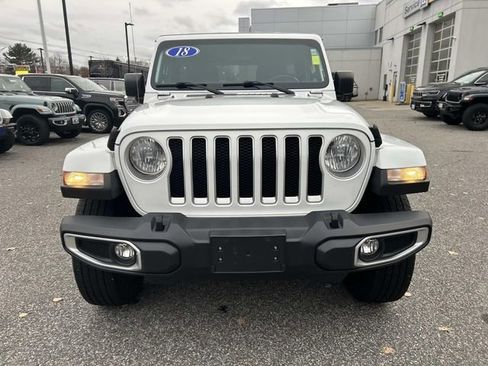 Used 2018 Jeep Wrangler Unlimited Sahara image 8