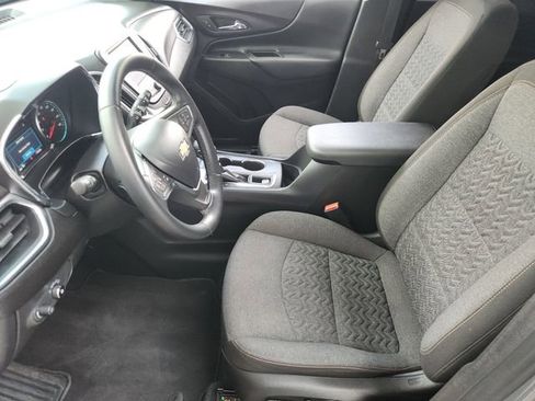 Used 2024 Chevrolet Equinox LT FWD image 9