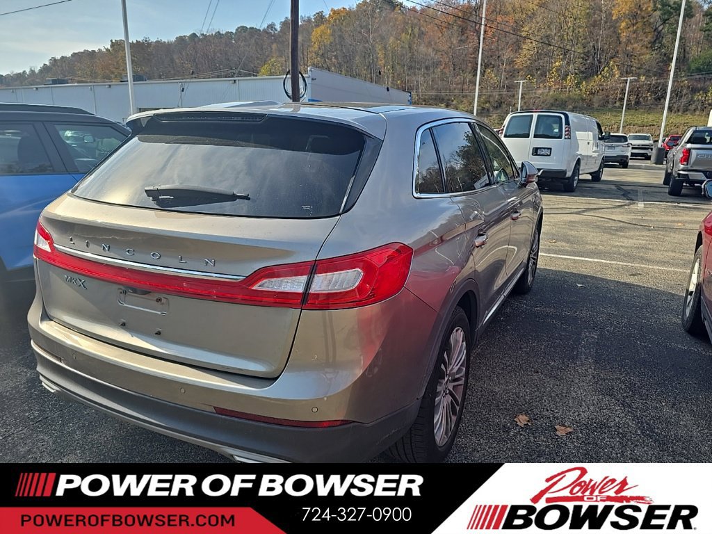 Used 2018 Lincoln MKX Reserve w/ Driver Assistance Package FWD image 4
