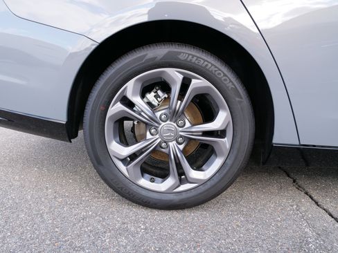 New 2025 Honda Accord EX-L image 11