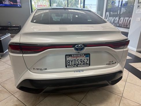 Used 2021 Toyota Mirai w/ Advanced Technology Package RWD image 15