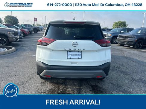 Used 2022 Nissan Rogue S FWD image 5
