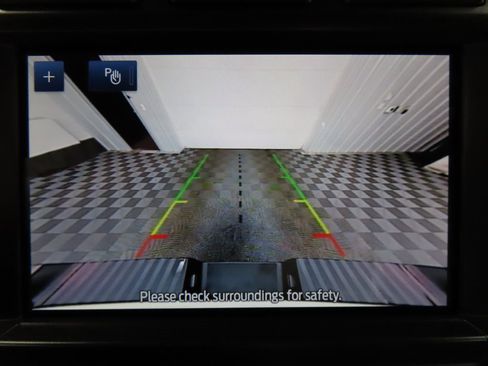 Used 2024 Ford F350 XLT image 13