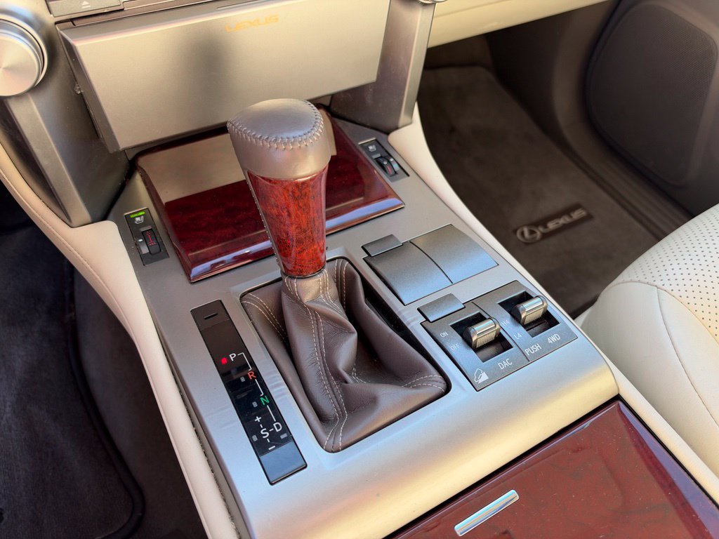 Used 2011 Lexus GX 460 w/ Comfort Plus Pkg AWD/4WD image 30