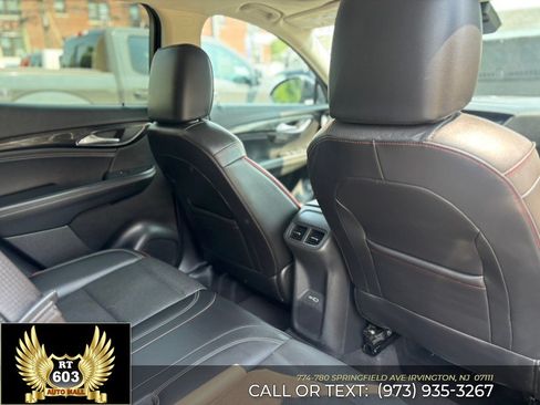 Used 2023 Buick Envision Essence w/ Sport Touring Package FWD image 11