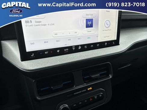 Certified 2025 Ford Maverick XLT w/ XLT Luxury Package AWD/4WD image 26
