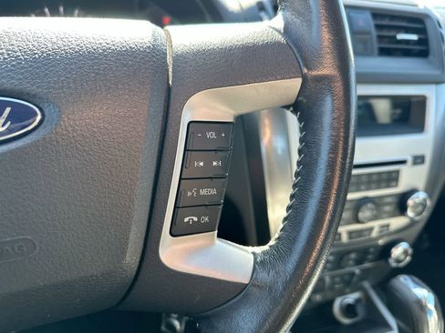Used 2010 Ford Fusion SEL image 30