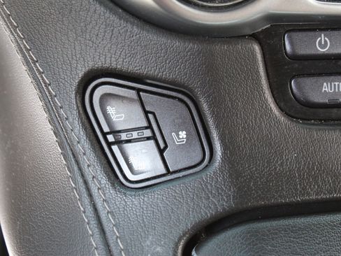 Used 2019 Chevrolet Tahoe Premier RWD image 23