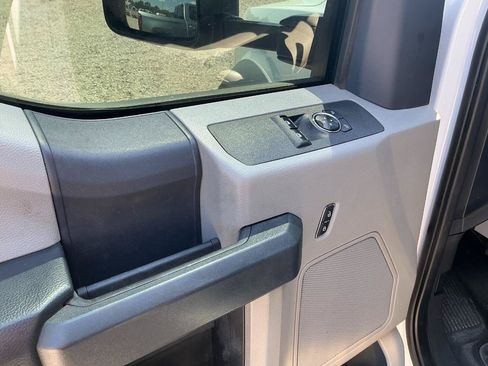 Used 2022 Ford F450 XL w/ Power Equipment Group RWD image 8