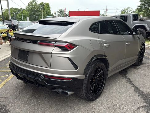 Used 2019 Lamborghini Urus AWD/4WD image 5