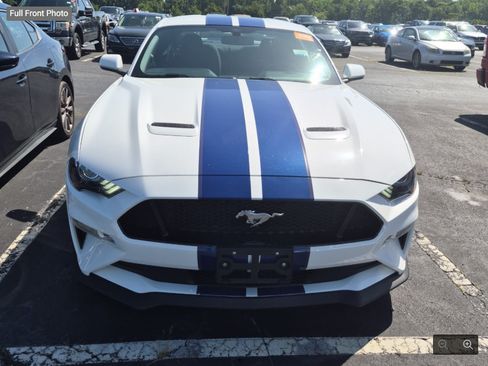 Used 2018 Ford Mustang GT w/ GT Performance Package RWD image 5