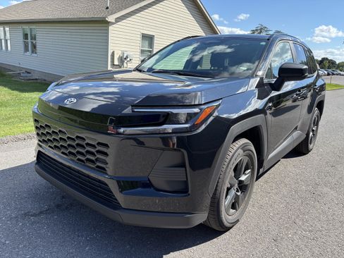Certified 2026 Toyota RAV4 LE AWD/4WD image 8