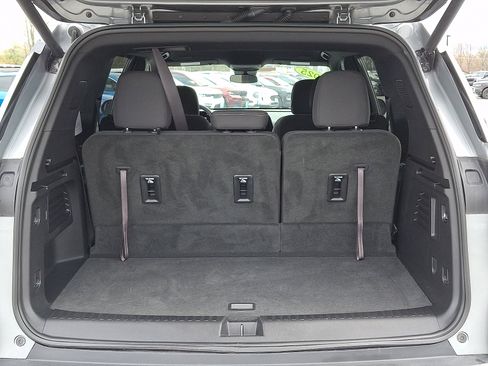 Certified 2025 Chevrolet Traverse LT AWD/4WD image 28