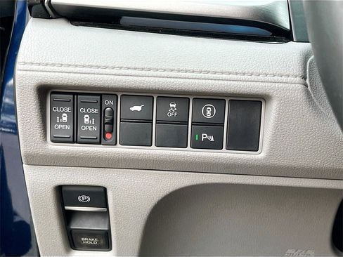 Used 2024 Honda Odyssey Touring image 10