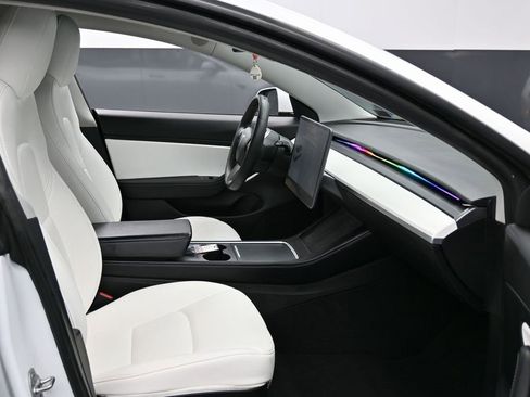 Used 2021 Tesla Model 3 Performance image 37