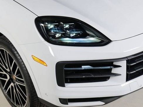 New 2026 Porsche Cayenne AWD/4WD image 30