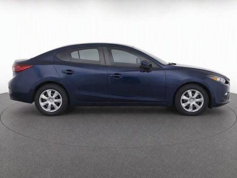 Used 2018 MAZDA MAZDA3 Sport FWD image 8