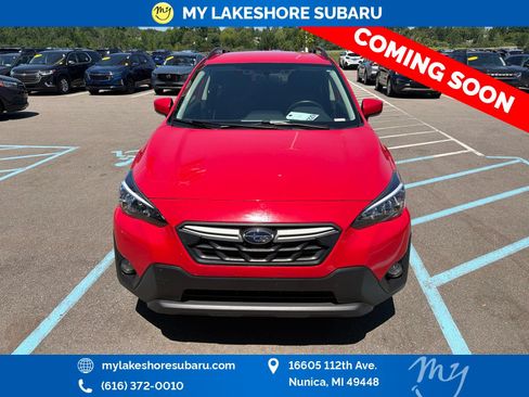 Used 2023 Subaru Crosstrek 2.5i Premium AWD/4WD image 2