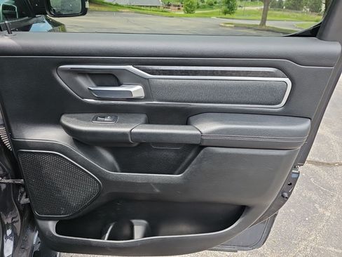 Used 2019 RAM 1500 Big Horn AWD/4WD image 15