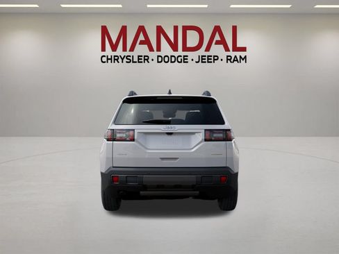 New 2026 Jeep Cherokee Laredo AWD/4WD image 7