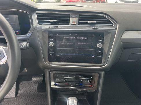 Certified 2022 Volkswagen Tiguan SE FWD image 15