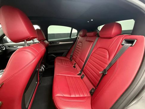 Used 2023 Alfa Romeo Stelvio Veloce AWD/4WD image 52