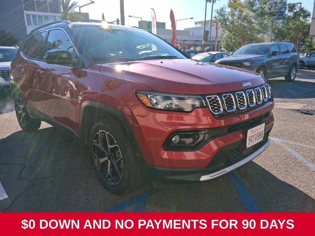 Used 2025 Jeep Compass Limited AWD/4WD image 3