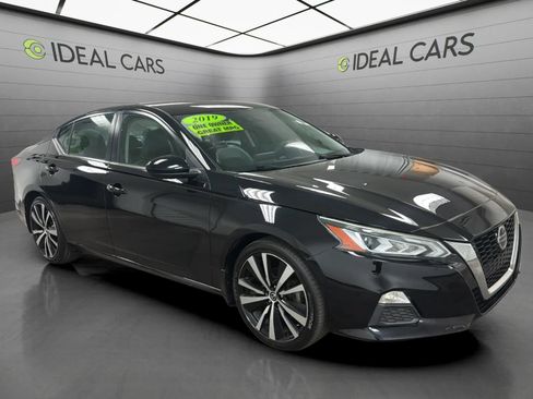 Used 2019 Nissan Altima 2.5 SR FWD image 3