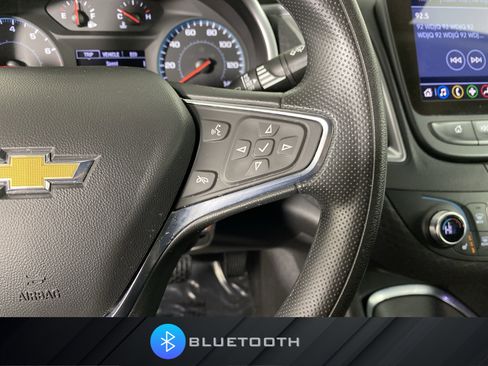 Used 2025 Chevrolet Malibu LT image 24