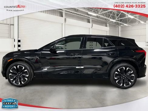 Used 2025 Chevrolet Blazer EV RS AWD/4WD image 2