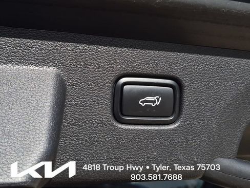 Certified 2025 Kia Sportage X-Line w/ Premium Package AWD/4WD image 10