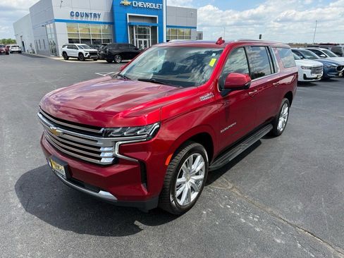Used 2023 Chevrolet Suburban High Country w/ Max Trailering Package image 9