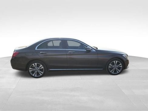 Used 2018 Mercedes-Benz C 300 4MATIC Sedan image 3
