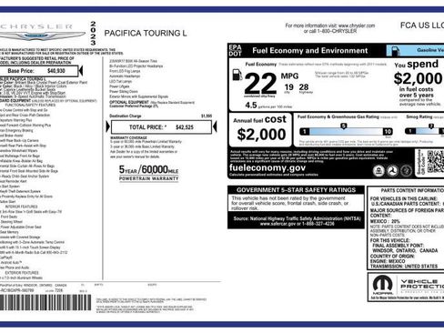 Used 2023 Chrysler Pacifica Touring-L image 9