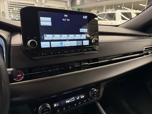 Used 2024 Mitsubishi Outlander Ralliart image 19