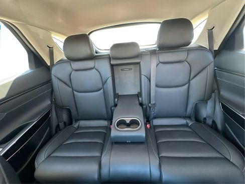 Used 2025 Genesis GV70 2.5T AWD/4WD image 14
