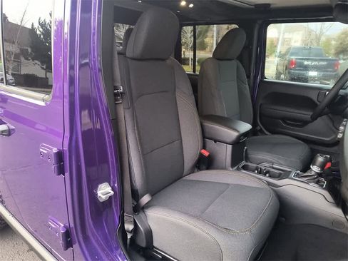 New 2026 Jeep Gladiator Sport image 23