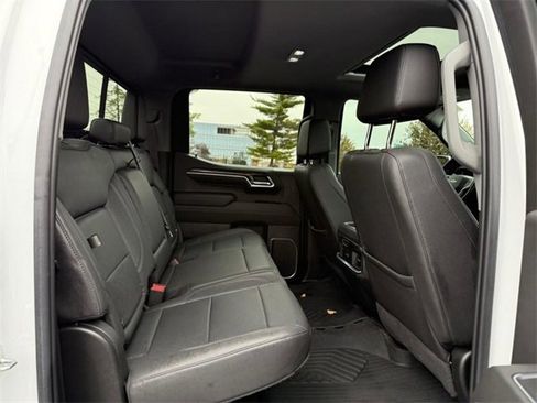 Used 2022 Chevrolet Silverado 1500 LTZ w/ LTZ Premium Package image 11