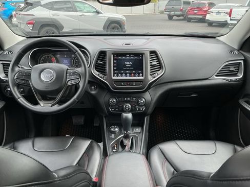 Used 2021 Jeep Cherokee Trailhawk AWD/4WD image 21
