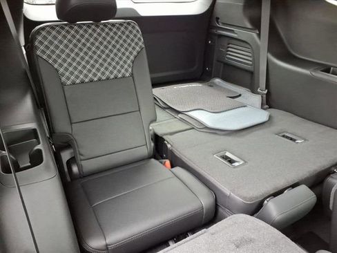 New 2026 GMC Acadia Denali image 24