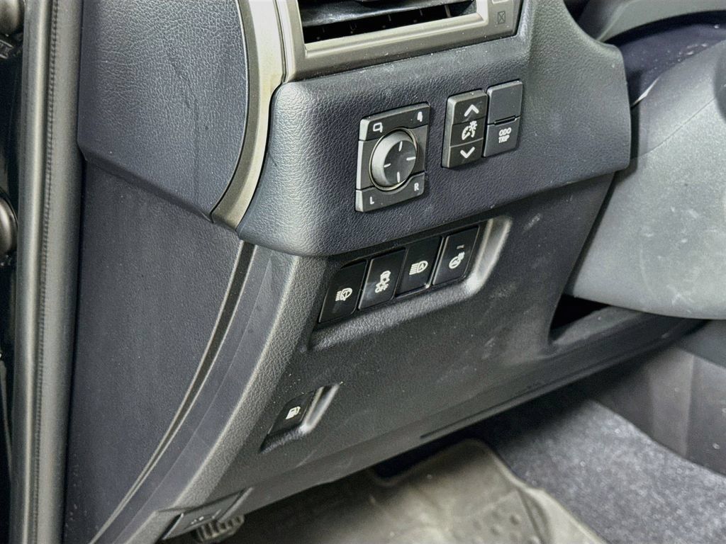 Certified 2022 Lexus GX 460 Premium w/ Accessory Package AWD/4WD image 10