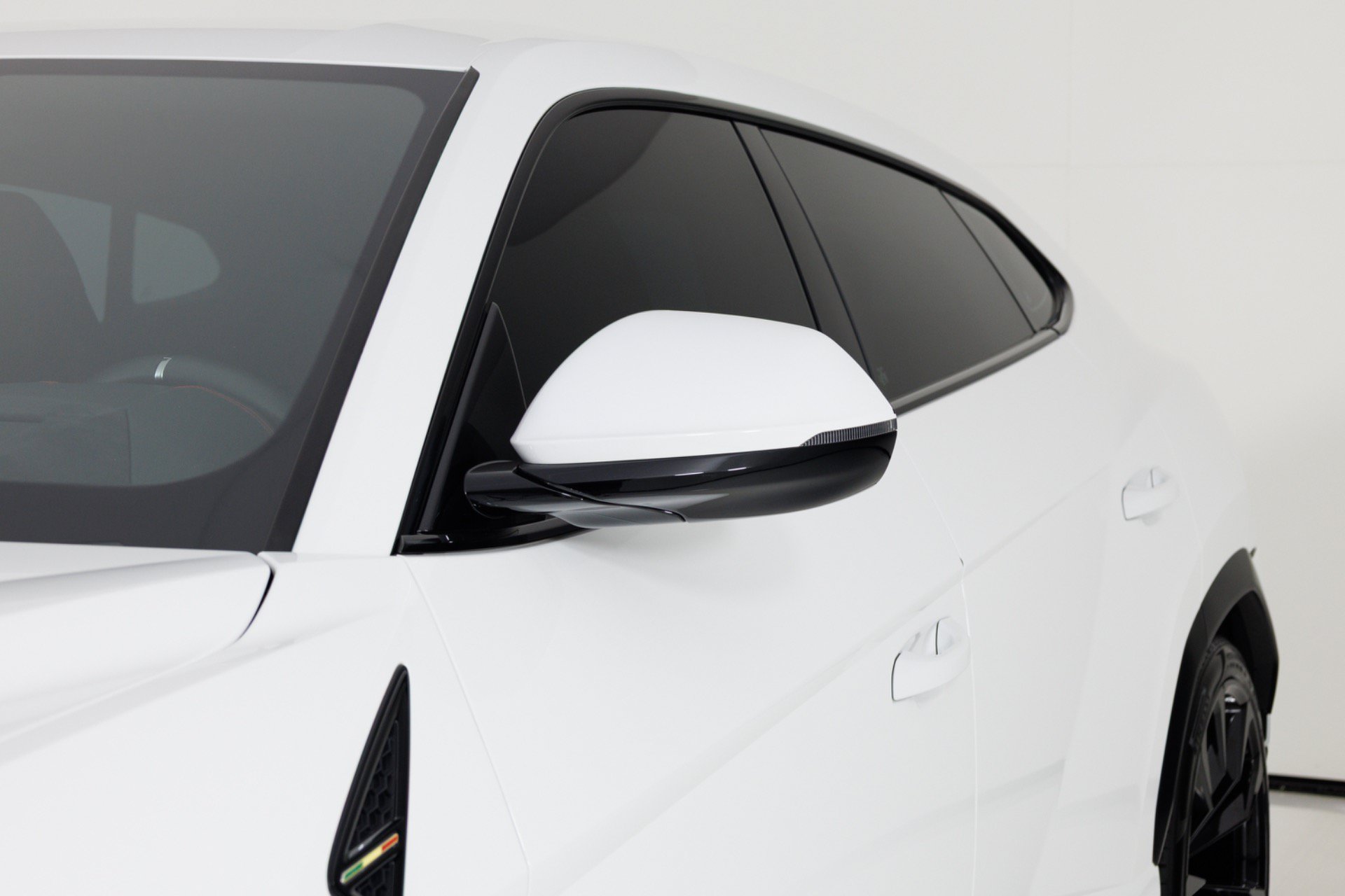Used 2024 Lamborghini Urus S AWD/4WD image 74