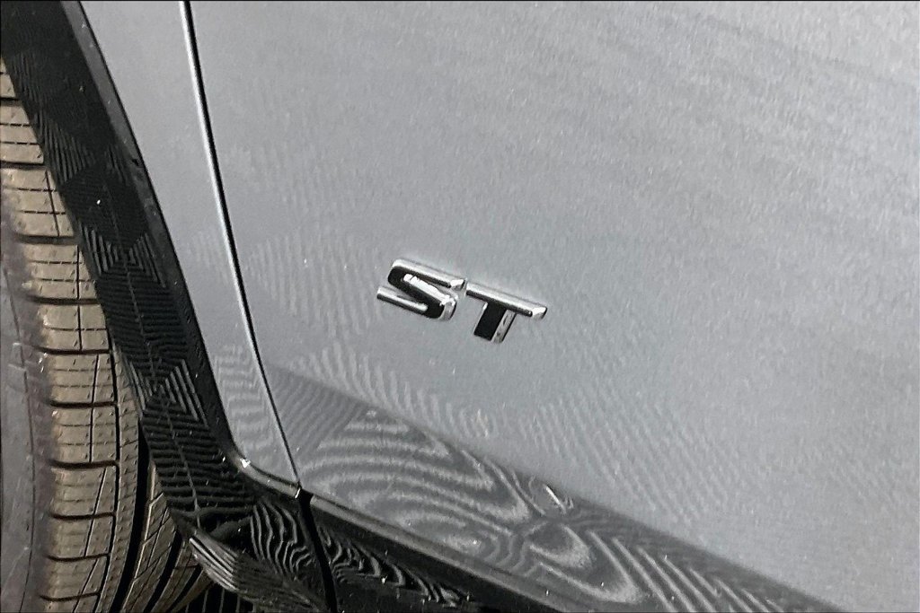 New 2026 Buick Envista Sport Touring w/ Convenience I Package FWD image 9