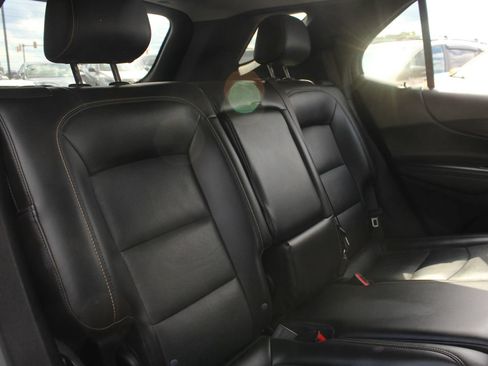 Used 2021 Chevrolet Equinox Premier FWD image 18